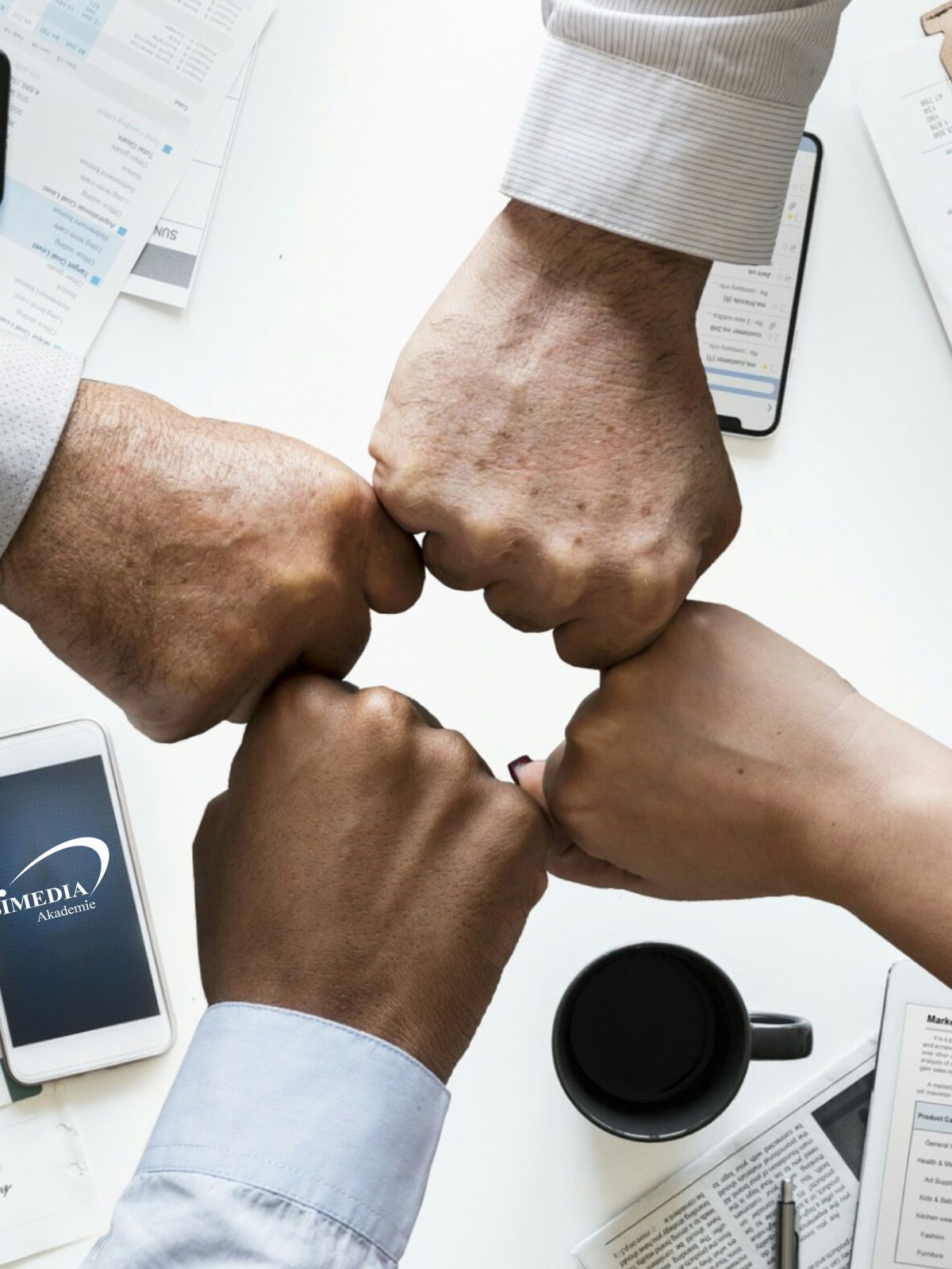 SIMEDIA Akademie :: Wer wir sind SIMEDIA Akademie :: Wer wir sind
